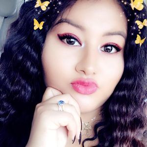 Meet your Posher, María